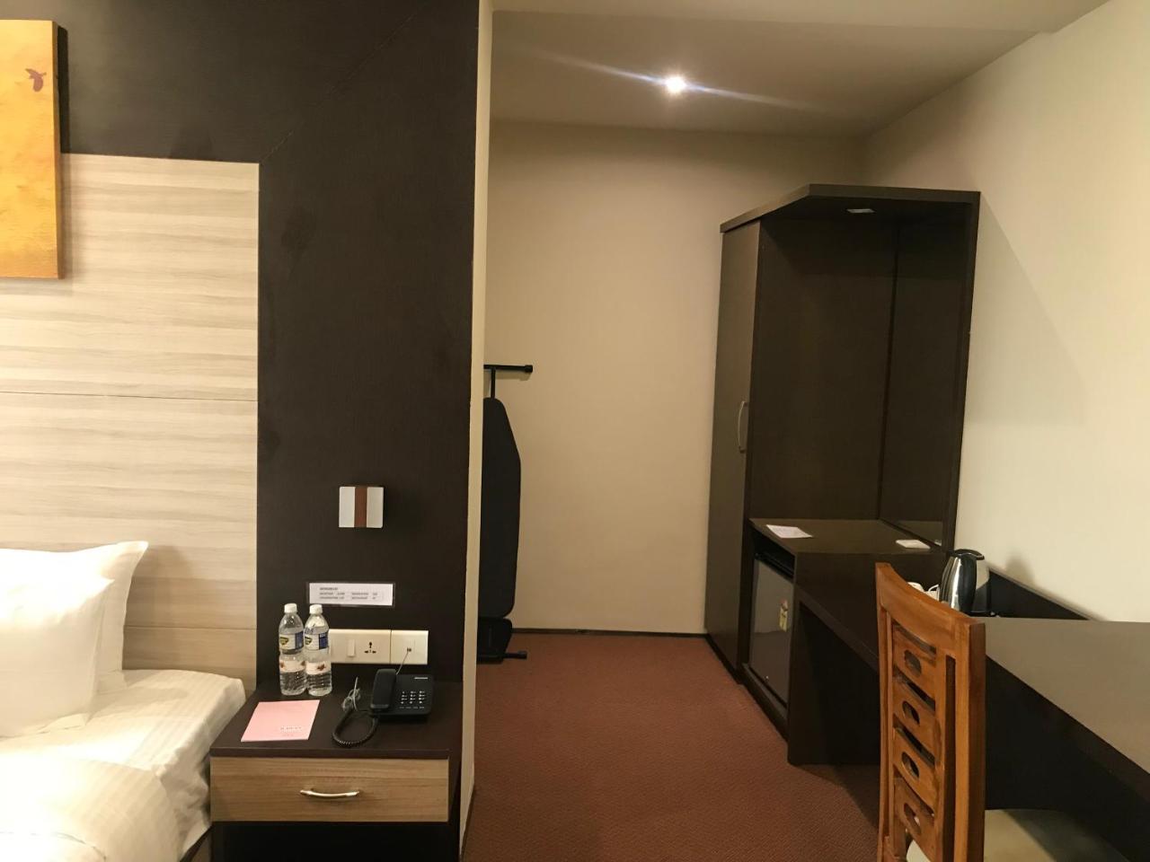 Hotel Anthurium Circle Мадгаон Екстериор снимка