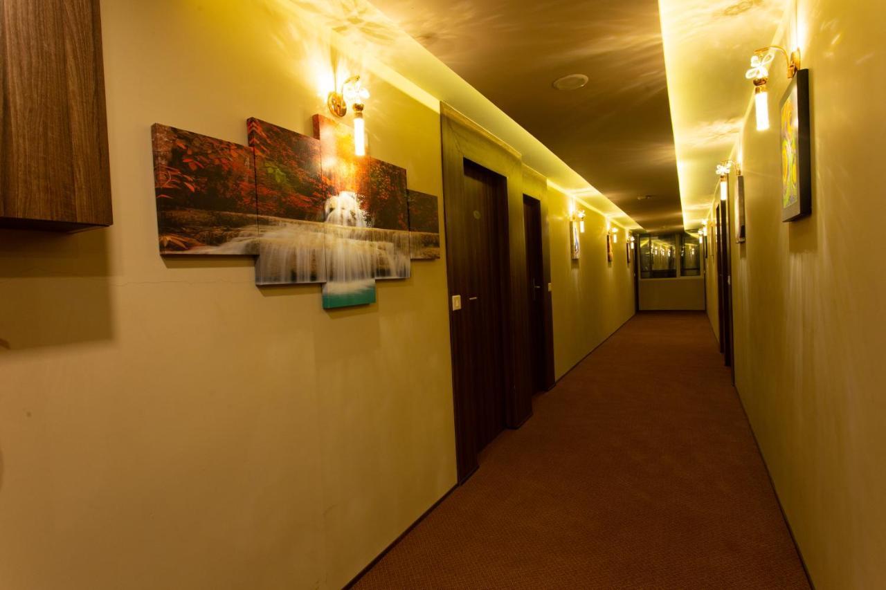 Hotel Anthurium Circle Мадгаон Екстериор снимка